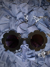 Load image into Gallery viewer, Cutie Pie Sunshades - Flower Frame