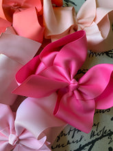 Load image into Gallery viewer, Hair Bows - 6inch Large